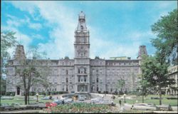 Le Palais legislatif de la Province de Quebec Postcard
