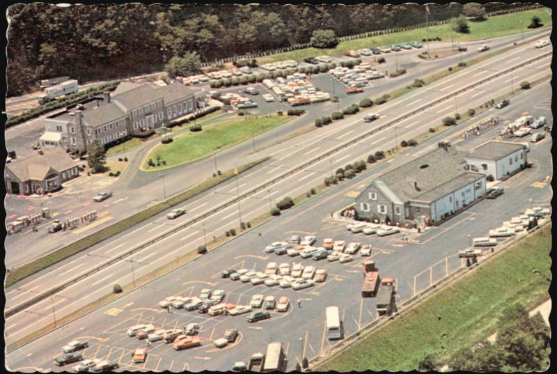 Midway Service Plazas, Penna Turnpike, Bedford Pennsylvania