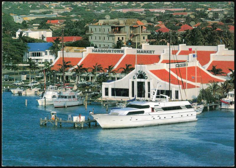Harbourtown Market and Casino, Yachts in Marina Oranjestad Aruba