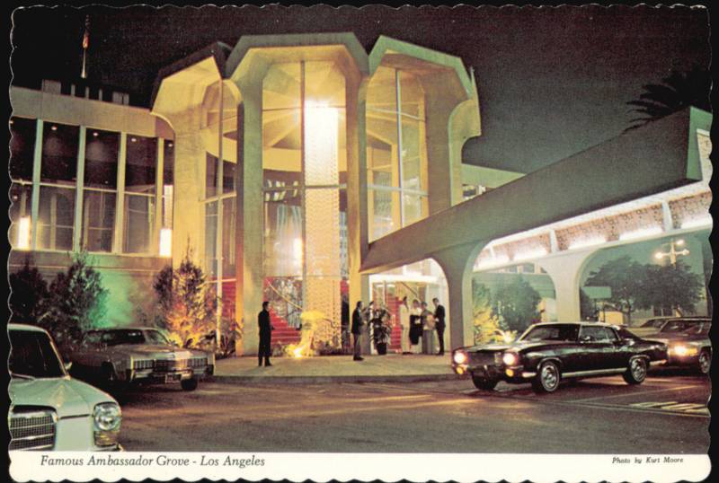 Entrance Area to the Ambassador Grove, Los Angeles California