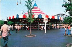 Carrousel Circle - Hershey Park Carousel Postcard