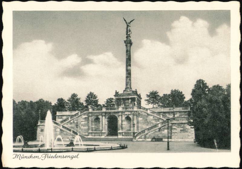 Friedensengel Monument and Fountain Terrace München Germany