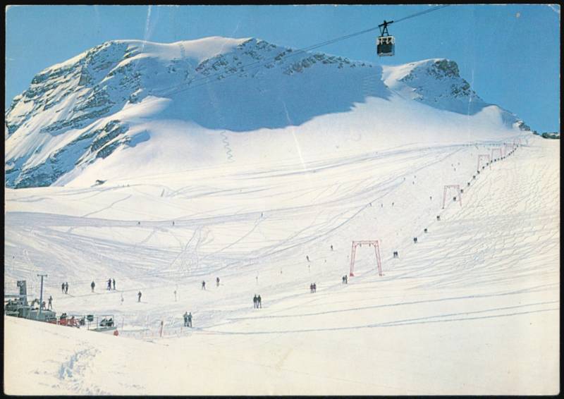 Zugspitzplatt Ski Slopes, Schneefernerkopf & Cable Car Garmisch-Partenkirchen Germany