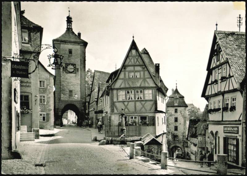 Plönlein with Siebers Tower and Kobolzeller Gate Rothenburg ob der Tauber Germany