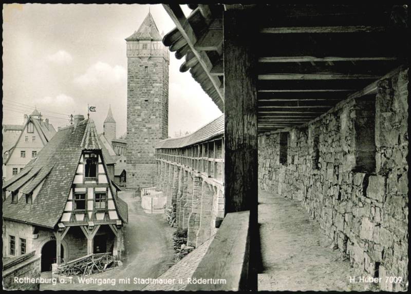 Wehrgang mit Stadtmauer und Röderturm Rothenburg ob der Tauber Germany