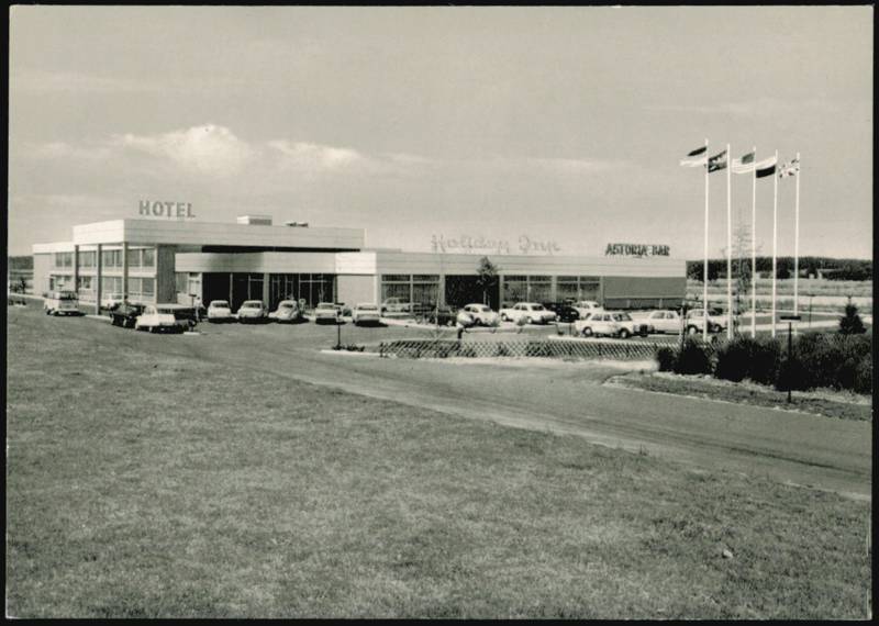 Holiday Inn Walldorf-Heidelberg Exterior and Cars Germany