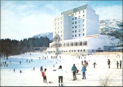 Nursery Ski-ing at Strathspey Hotel Postcard