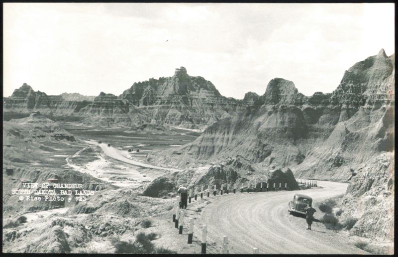 View of Grandeur, Bad Lands South Dakota