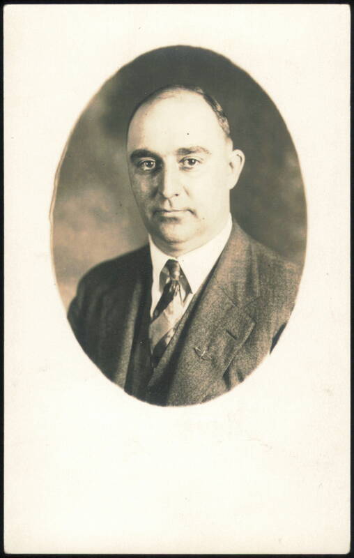 Man in Suit and Tie Portrait Men