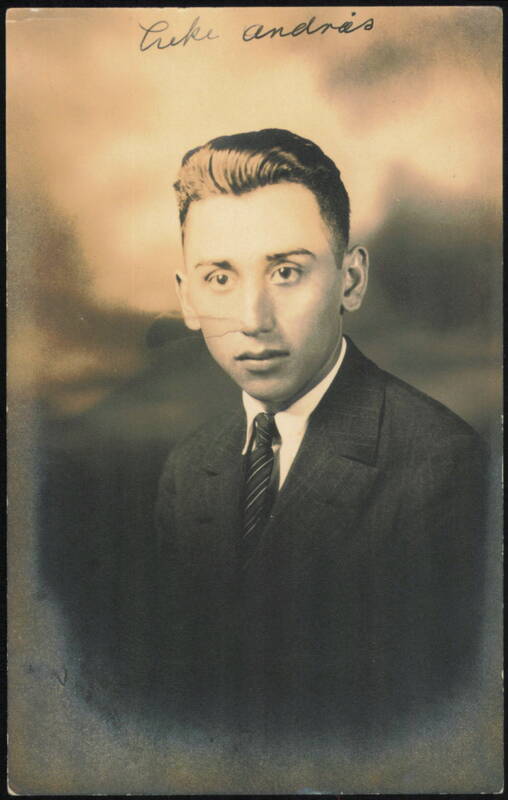 Luke Andrés Portrait, Young Man in Suit Men