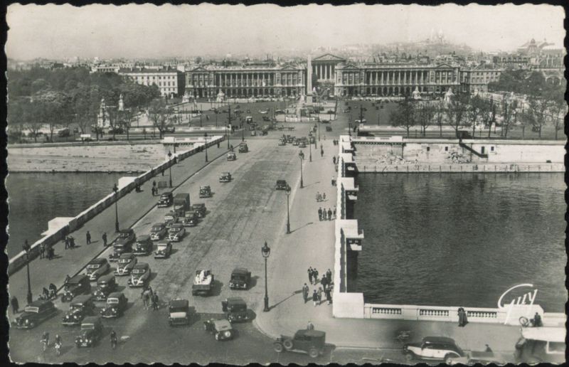 Pont et place de la Concorde Paris France