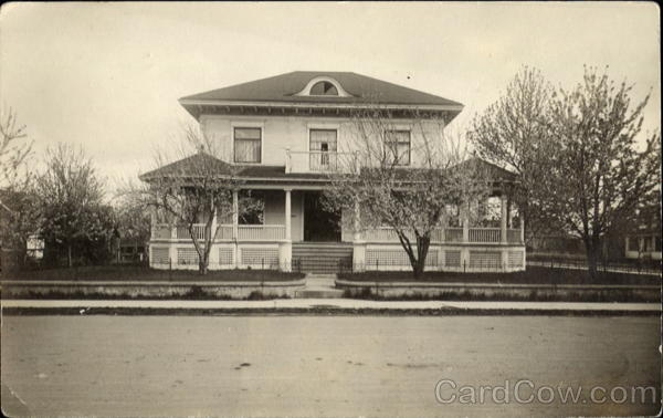 Large House Buckley Washington