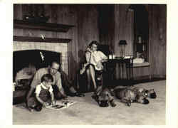 Humphrey Bogart, Lauren Bacall and Stevie 1952 Postcard