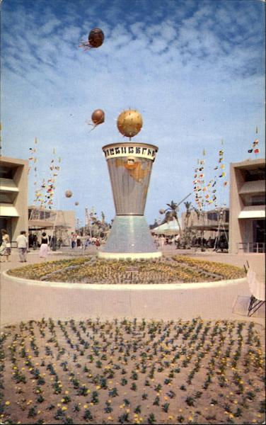 Tomorrowland Disney