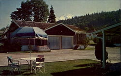 Chandon's Motel, P. O. Box 953 Mount Shasta, CA Postcard Postcard