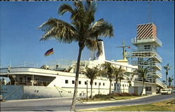 The Good Ship Lucaya Freeeport, Bahamas Boats, Ships Postcard Postcard