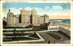 Hotel Traymore Postcard