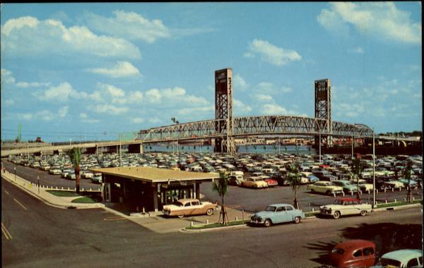 Overlooking Jacksonville's Large And Spacious Municipal Parking Lot Florida