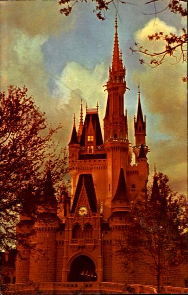 Cinderella Castle Fantasyland Disney