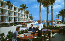 One Of The Beautiful Motels In Southern Florida Hotels Postcard Postcard
