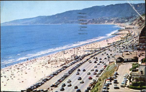 Looking North Along The Coast Highway Santa Monica California