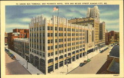 Union Bus Terminal And Pickwick Hotel, 10th and McGee Street Postcard