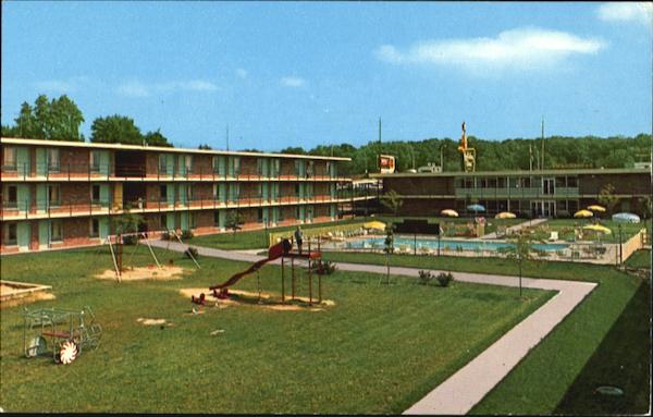 Holiday Inn West, 201 N. Mayfair Road Milwaukee Wisconsin