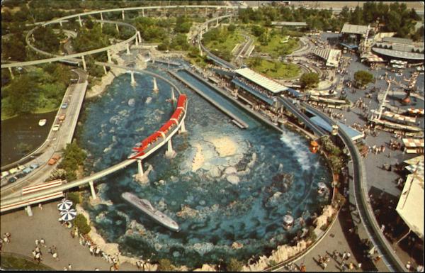Tomorrowland Disney