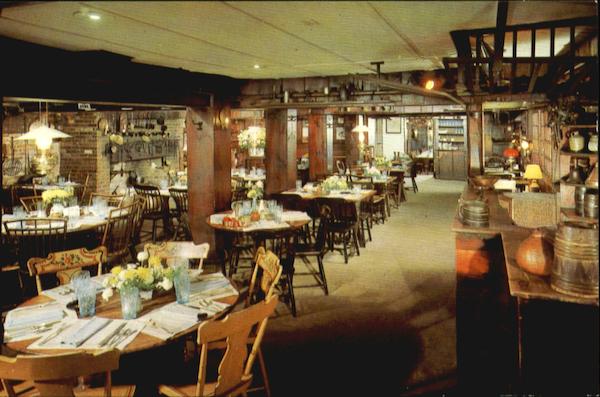 Hotel Northampton & Wiggins Tavern Massachusetts