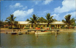 Villa Moderne Motel, 7201 Bay Street Postcard