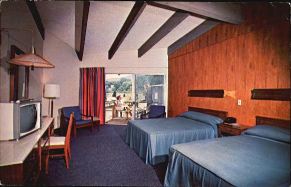 Paradise Restaurant & Motor Inn, 141 W. Main St. (Rte.9) Bennington Vermont