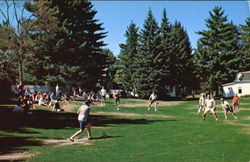 The Rutledge Inn And Cottages, Lake Morey Fairlee, VT Postcard Postcard