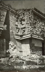 Detalle Del Palacio Del Gobernador Ruinas De Ulmal Merida Postcard