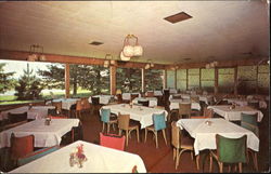 The Scottie Club, 3 Miles West of Ashland Wisconsin Postcard Postcard