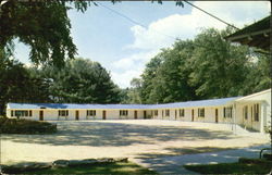 Robbins Motel, Route 202 Peterborough, NH Postcard Postcard