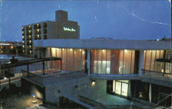 Holiday Inn, Hwy 427 and Burnamthorpe Rd. at Holiday Rd Postcard