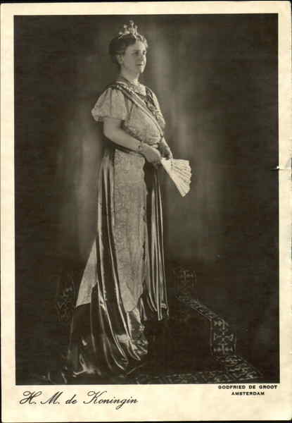 H. M. De Koningin Royalty