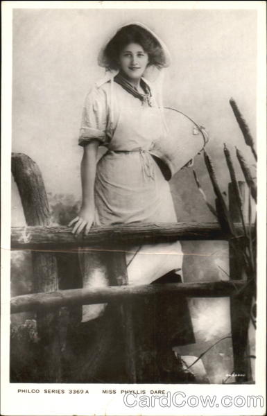 Miss Phyllis Dare Actresses