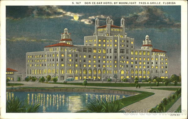 Don Ce-Sar Hotel By Moonlight Pass-a-Grille Beach Florida