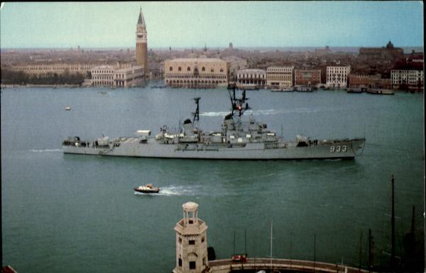 USS Barry (DD-933) Battleships