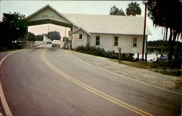 Florida covered birdge Astor