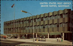 United States Post Office Grand Rapids, Michigan Postcard Postcard