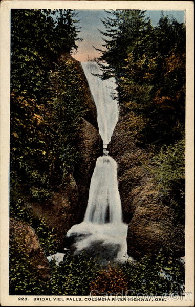 Bridal Viel Falls, Columbia River Highway, Ore Scenic Oregon