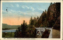 Shepperd's Dell, Columbia River Highway, Oregon Shepperd's Dell, Columbia River Highway, Oregon