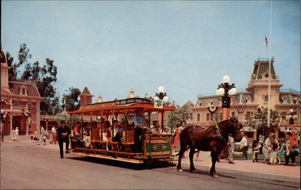Disneyland's Main Street