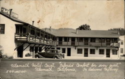 Klamath Hotel-Court: "Splendid Comfort for Every Guest" Postcard