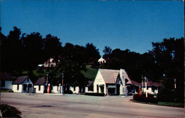 Miller's Court and Service Station Hannibal Missouri