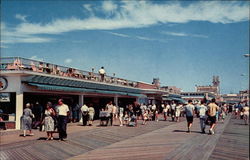 New 2nd Avenue Pavilion Postcard