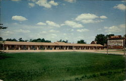 Silver Saddle Motel Ames, IA Postcard Postcard