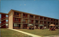 Holiday Sands New Resort Motel Virginia Beach, VA Postcard Postcard